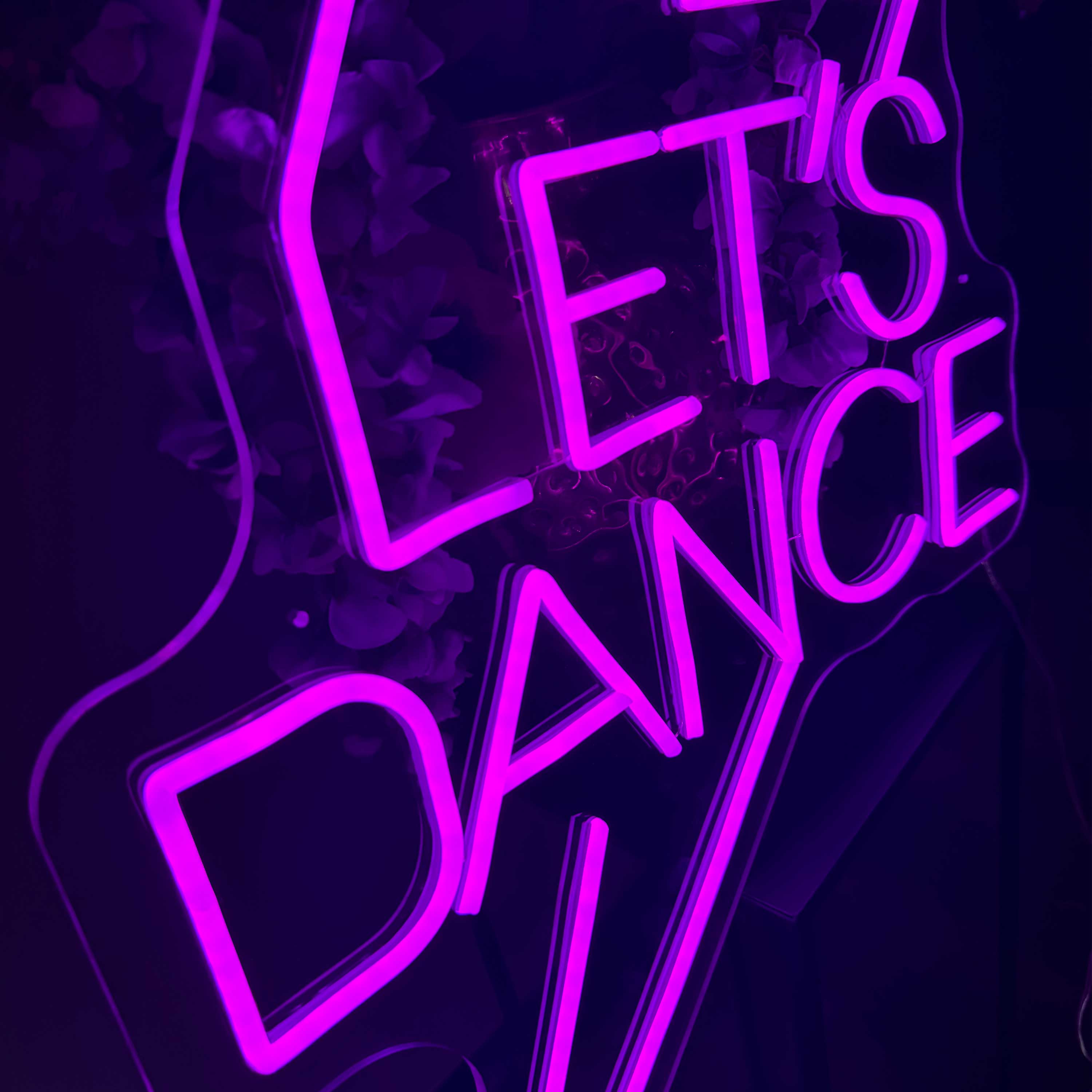 Enseigne néon Let's Dance
