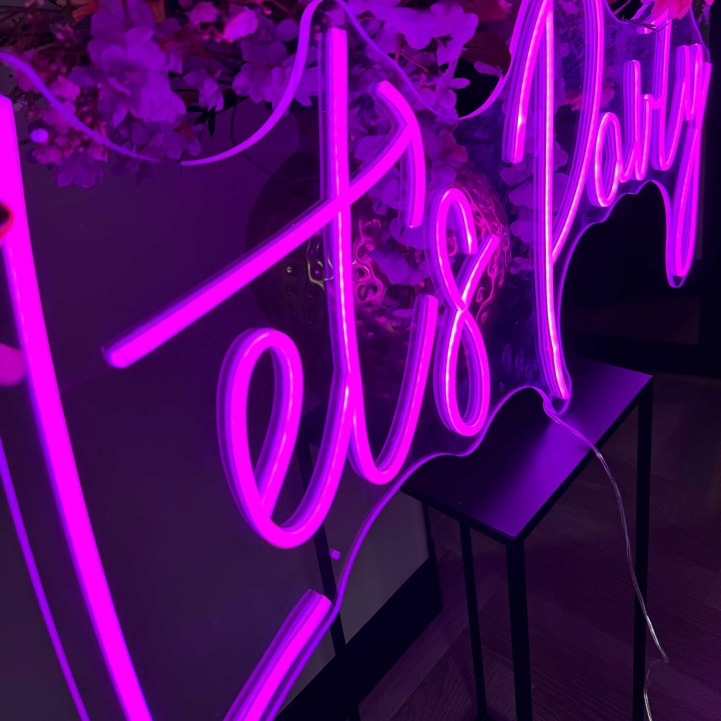 Enseigne néon Parti