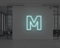 lettre-neon-m-bleu-glacier